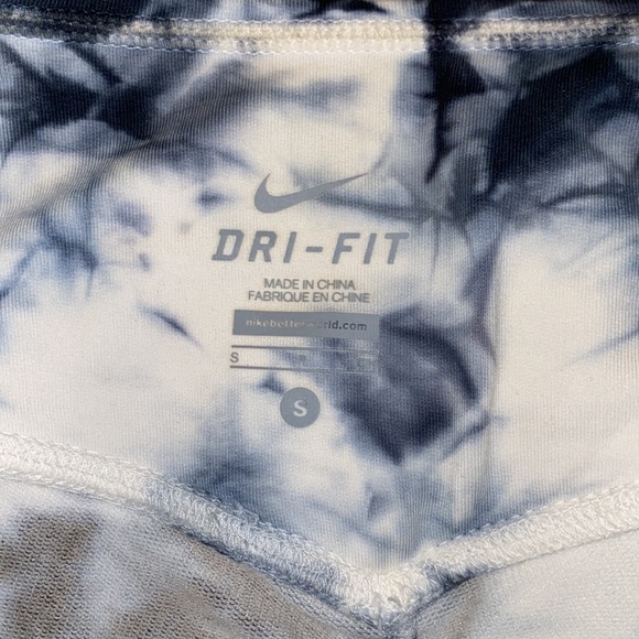 Tie dye leggings size S,brand Dri-Fit, - Picture 3 of 3